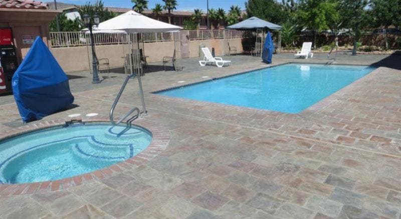Death Valley Inn - photo 6