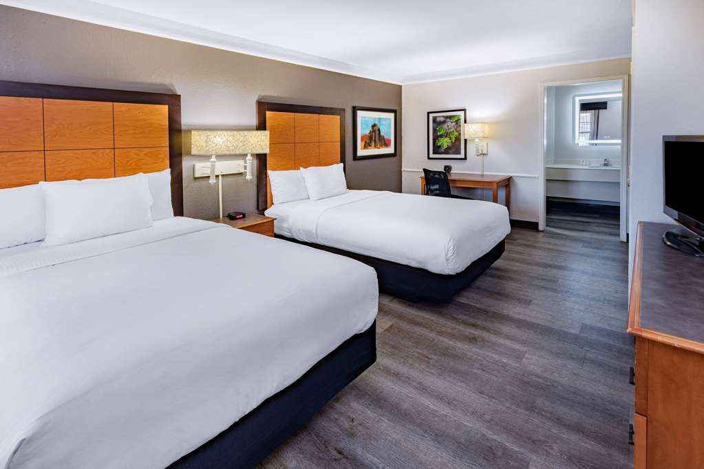 La Quinta Inn by Wyndham Laredo I 35 - photo 38
