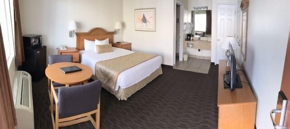 St. George Inn & Suites - photo 30