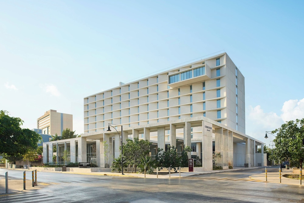 Courtyard by Marriott Merida Downtown in Merida, Mexico
