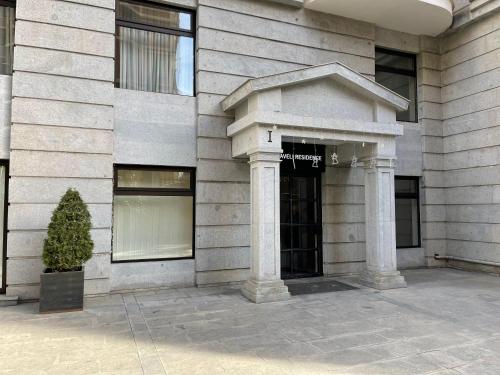 2BR Apartment in Downtown Rustaveli Residence