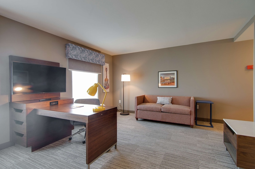 Hampton Inn & Suites Nashville North Skyline - photo 9