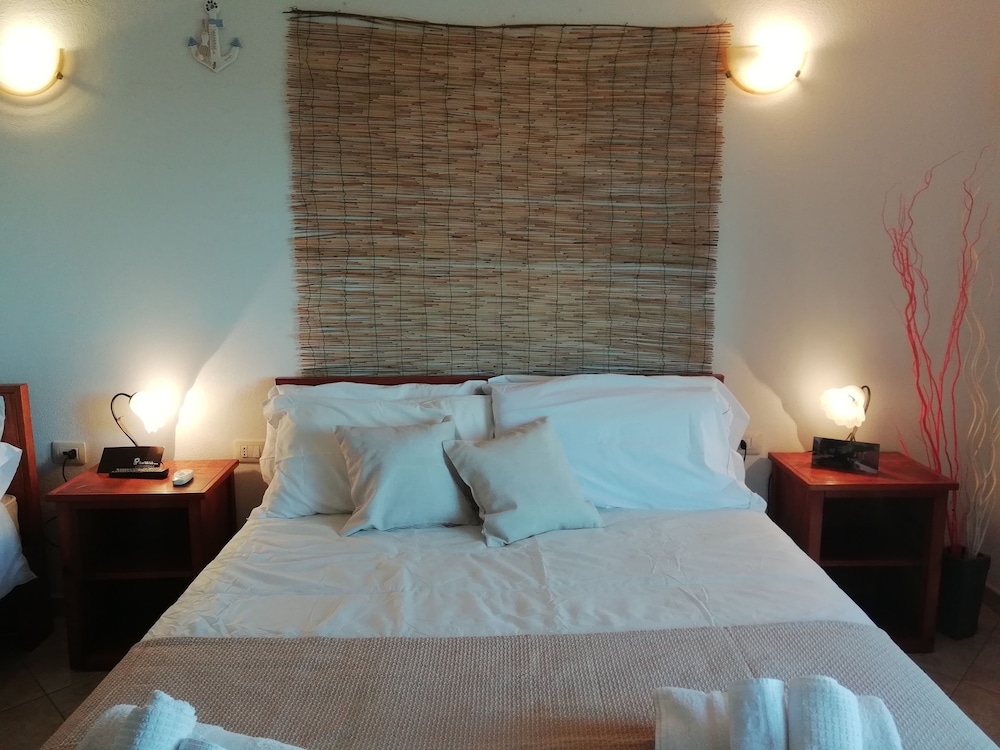 Hotel Velasole - carbon neutral hotel in Siniscola