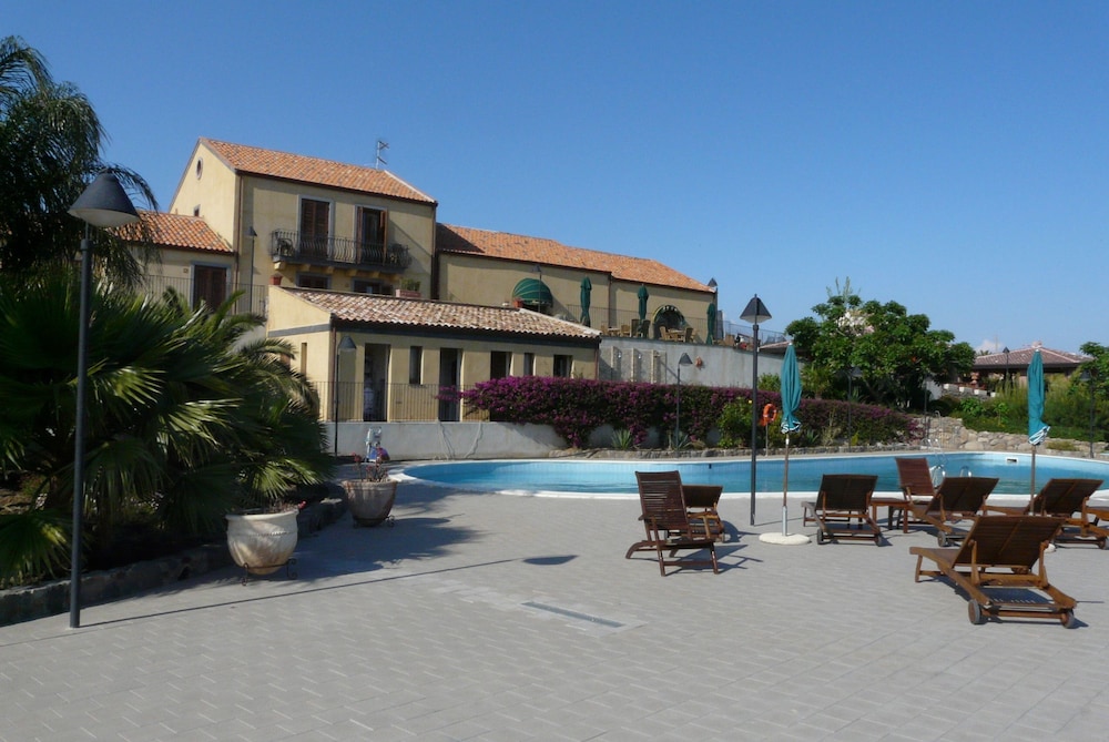 Serra San Biagio — hotel in Calatabiano