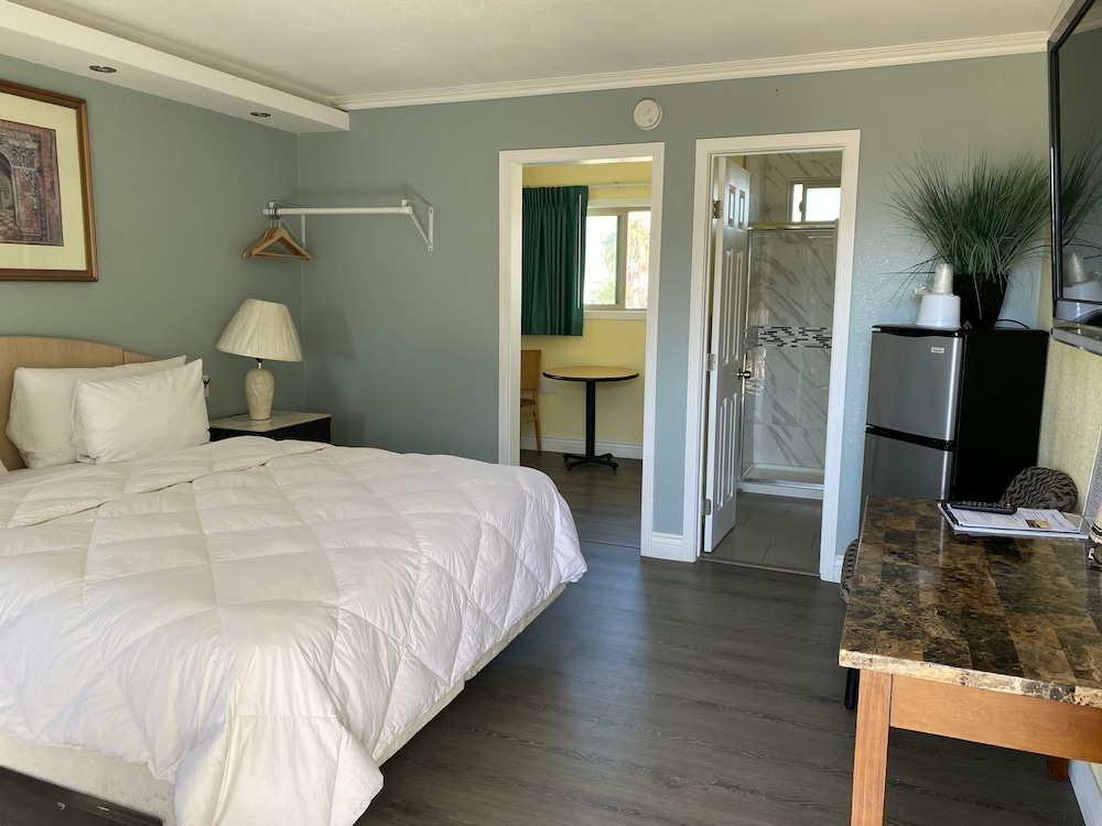 777 Motor Inn - photo 6