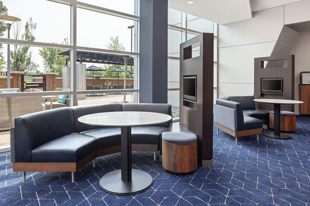 Courtyard by Marriott Minneapolis Maple Grove Arbor Lakes - photo 44