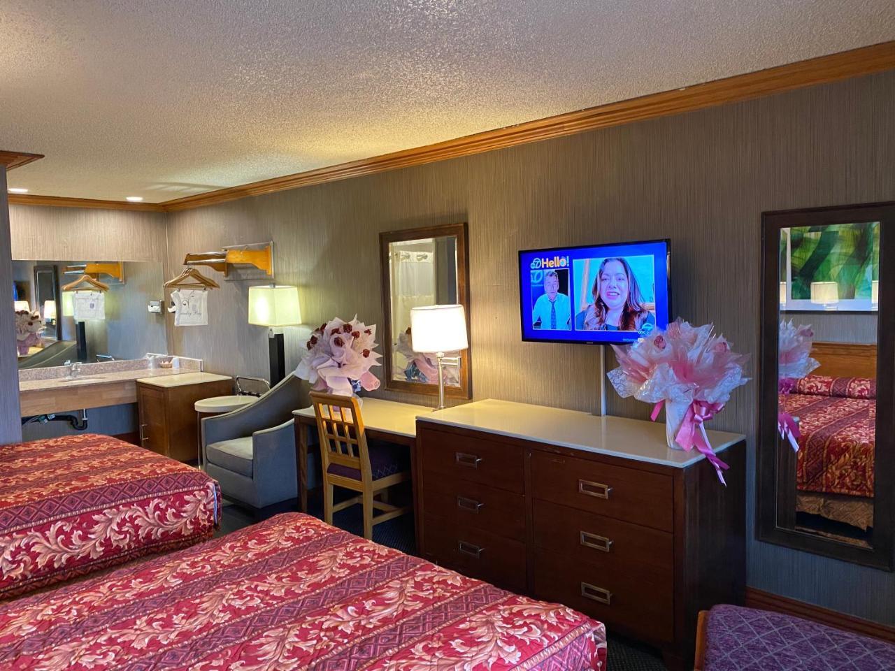 New Century Inn - photo 19