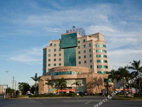 Red Forest Hotel Hepu in Lianzhou, People's Republic of China