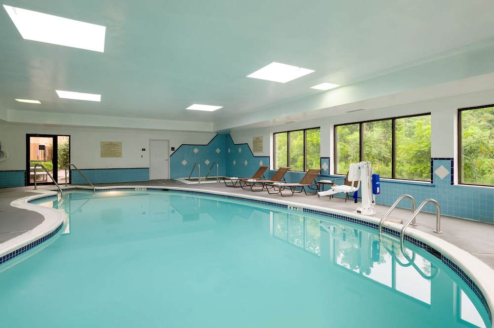 Hampton Inn Danville - photo 26
