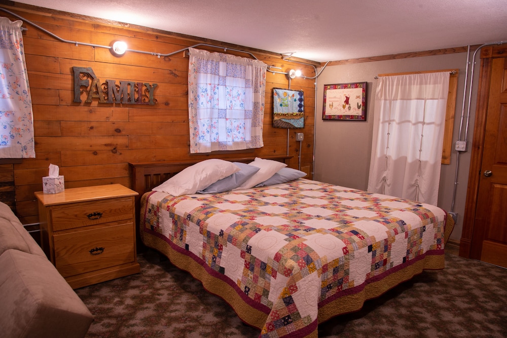 Stone Mill Hotel & Suites - photo 57