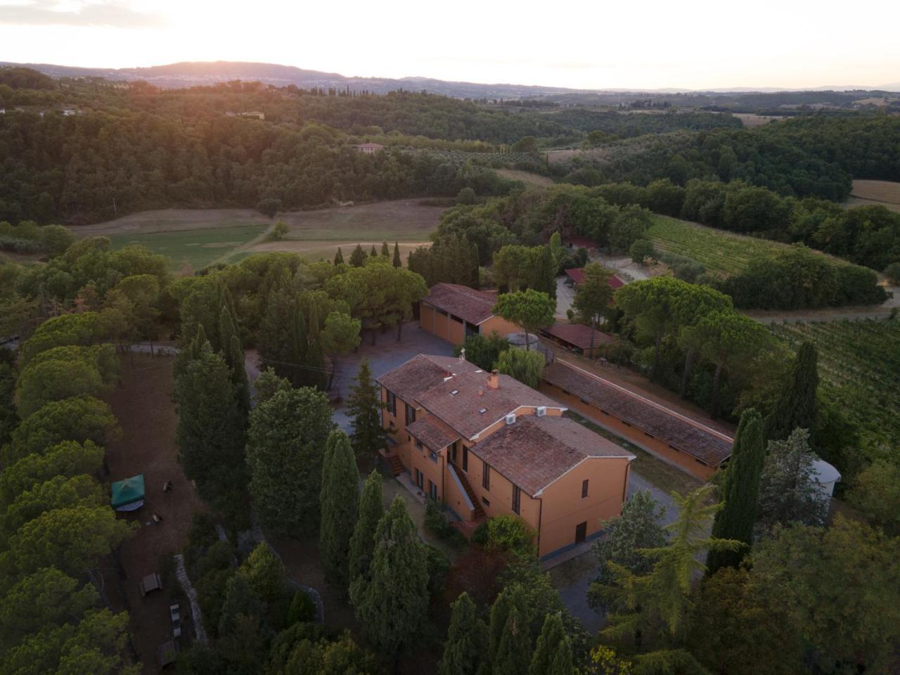Agriturismo San Gregorio — 4-Star Luxury Hotel in Chiusi, Italy