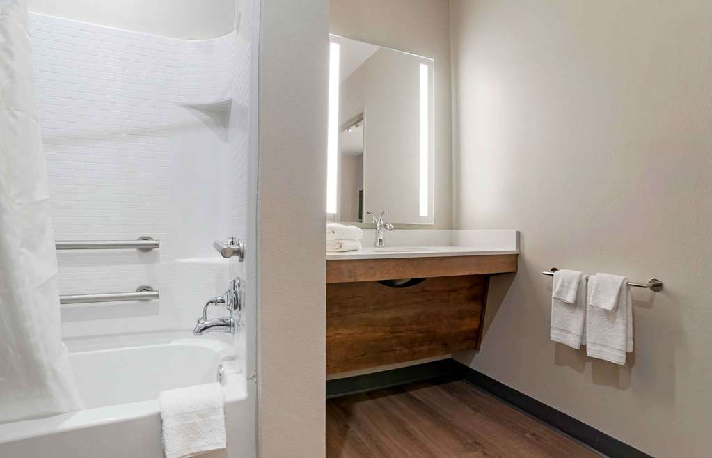 Extended Stay Premier Suites Pensacola Nas Corry Station - photo 32