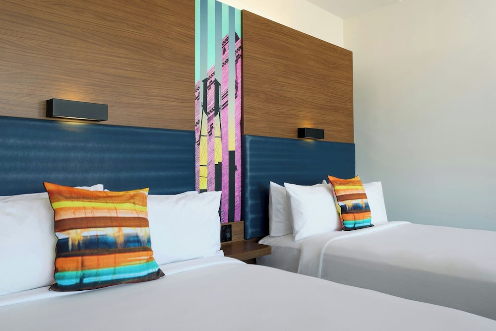 Aloft Durham Downtown - photo 16