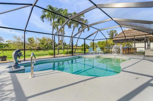 Villa Tiki w heated Pool very quiet & green Oasis — 4-Star Luxury Hotel in Cape Coral, United States