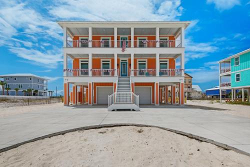 Peachy Queen by Gulf Coast Getaways in Navarre, United States