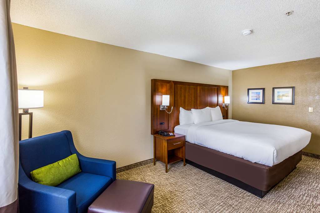 Comfort Inn Charleston South - photo 18