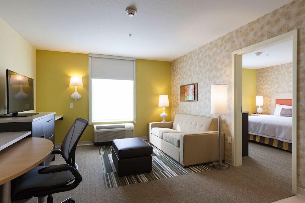 Home2 Suites by Hilton Canton - photo 17