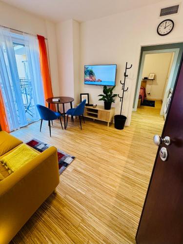 Milano nuovo appartamento elegante a 10 secondi dalla metropolitana Pasteur meraviglioso — 4-Star Luxury Hotel in Milan, Italy