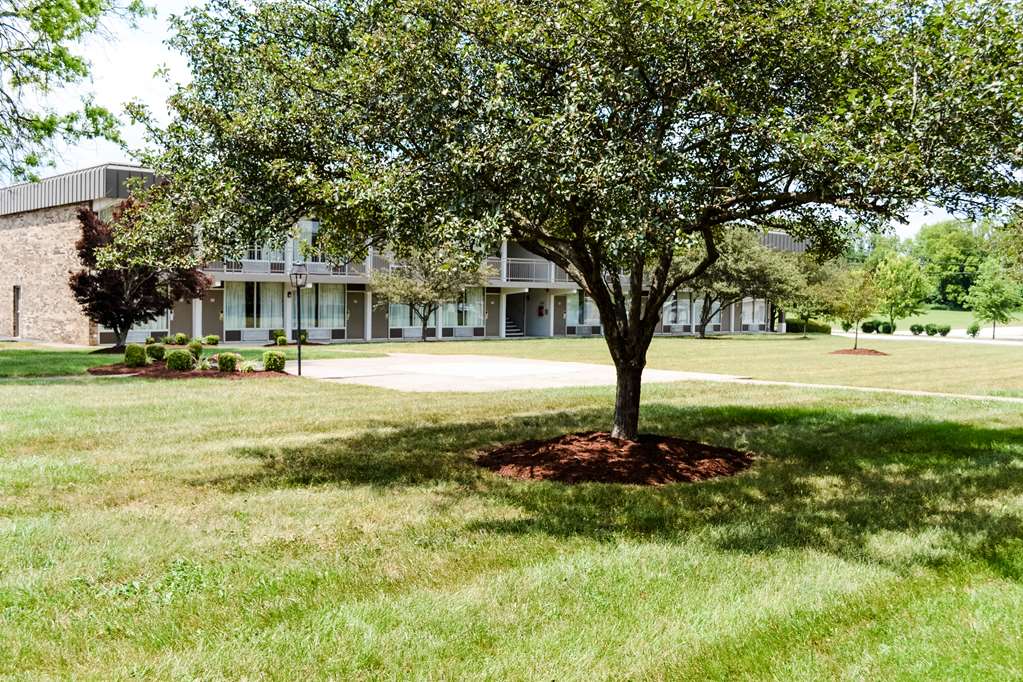 SureStay Hotel by Best Western Bowling Green North - photo 10