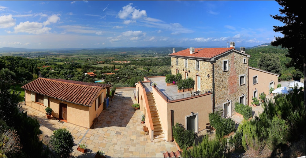 La Cianella — 4-Star Luxury Hotel in Scarlino, Italy