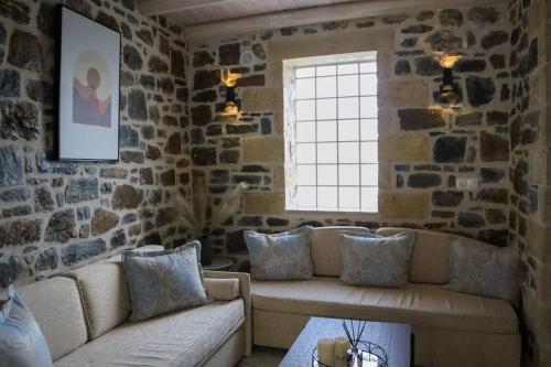 Studio Sofia — 4-Star Luxury Hotel in None, Greece
