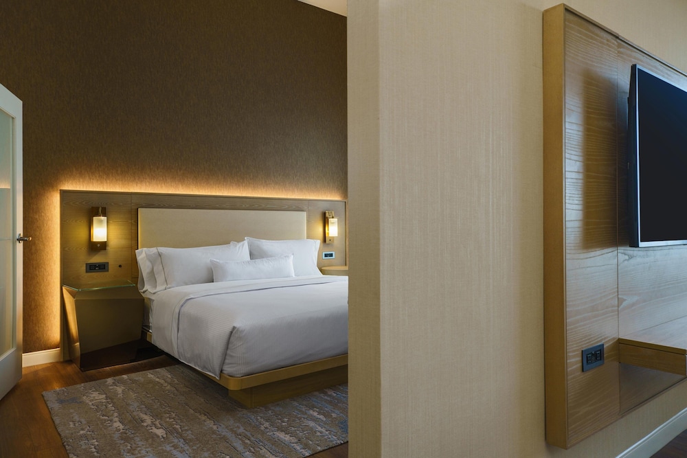 The Westin O'Hare - photo 17