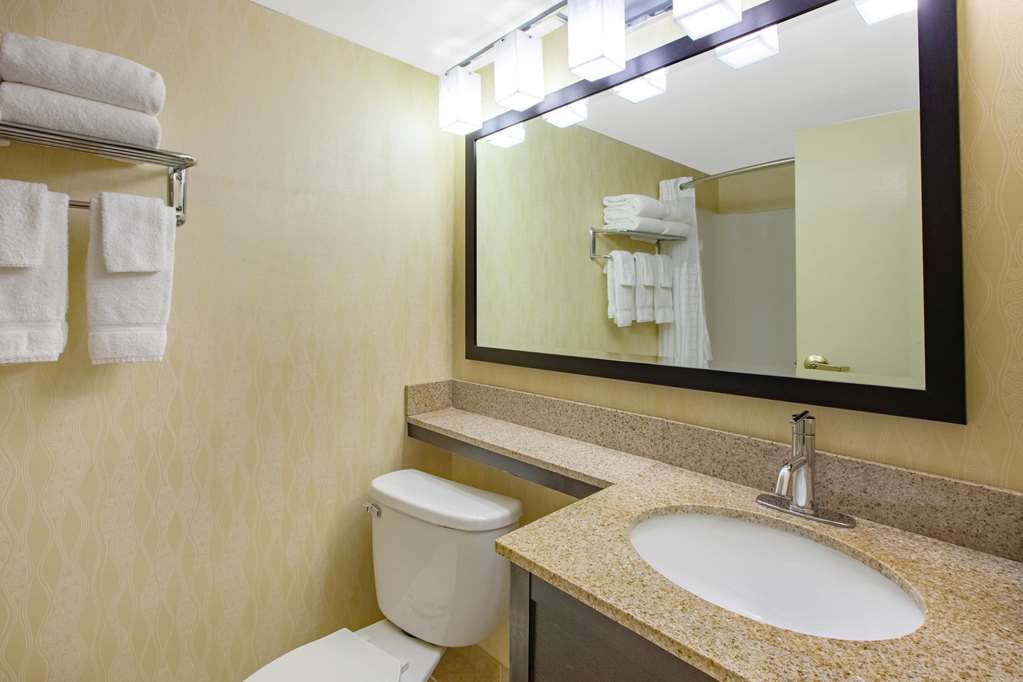Baymont by Wyndham Harrisburg - photo 9