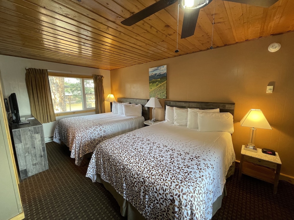 Estes Mountain Inn - photo 43