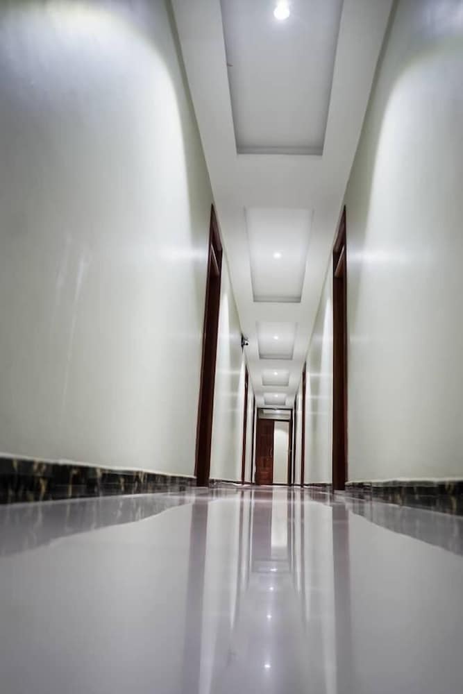 Hill Top Hotel Semuto in Unknown City, Republic of Uganda