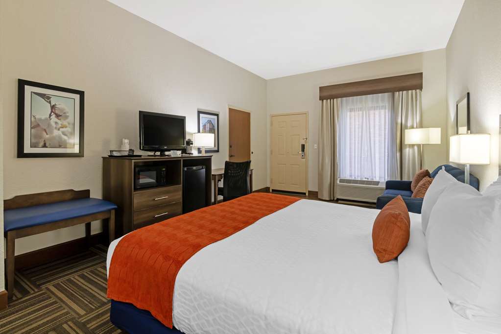 Best Western Colonial Inn - photo 22