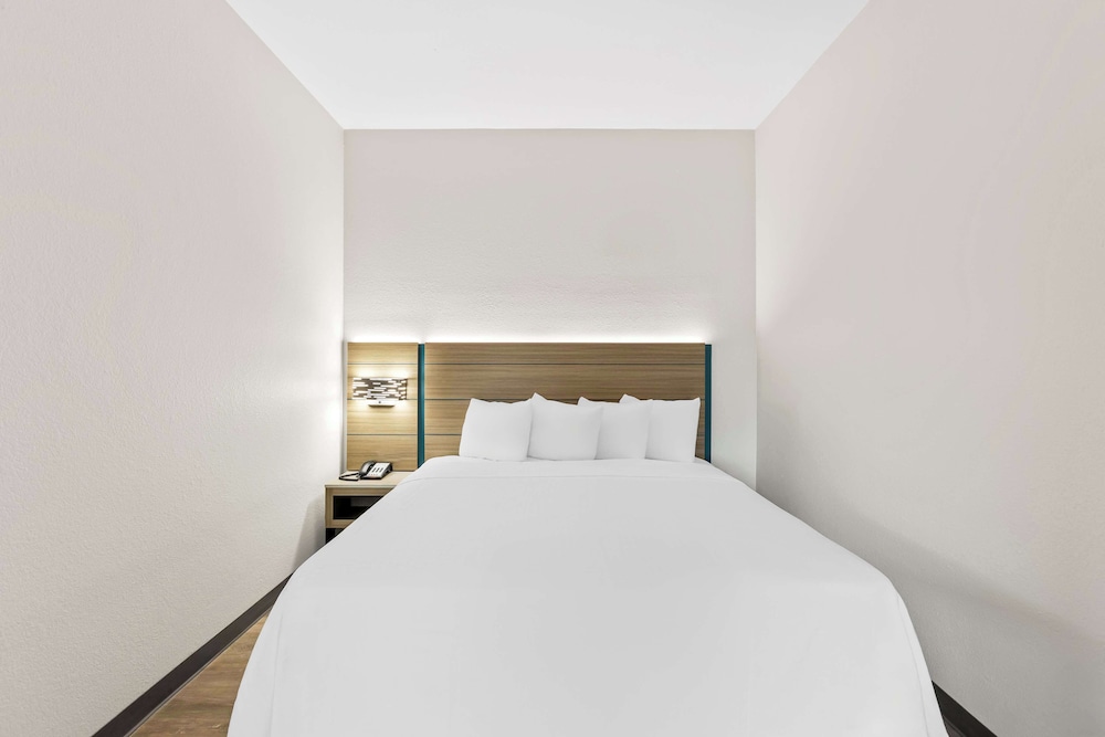 Sonesta Essential Beaumont - photo 17