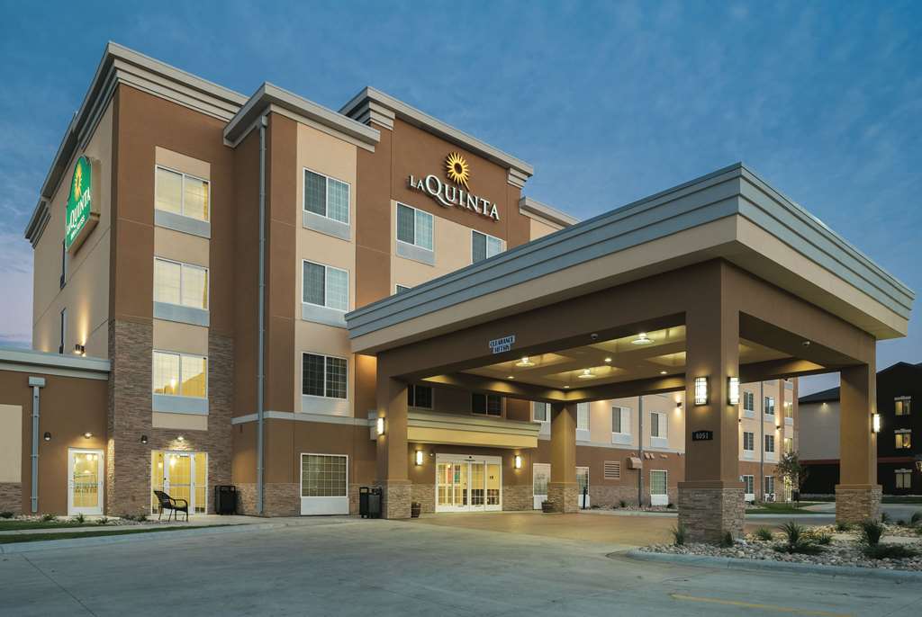 La Quinta Inn & Suites by Wyndham Grand Forks - featured photo