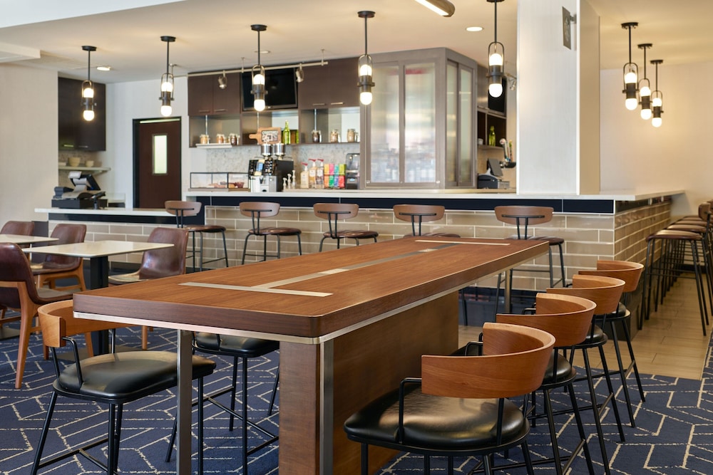 Courtyard by Marriott Culver City Los Angeles - photo 26