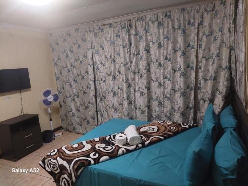Comfort Zone Guest House 20357409 — Zeerust