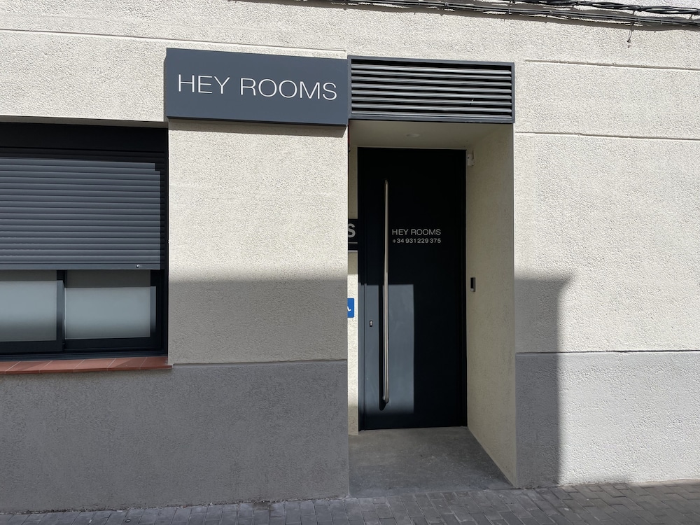 Hey Rooms — hotel in Cerdanyola Del Valles