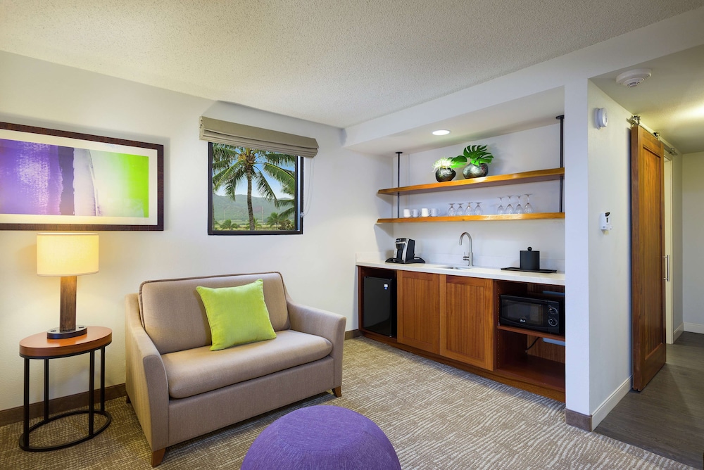 Hilton Garden Inn Kauai Wailua Bay - photo 24