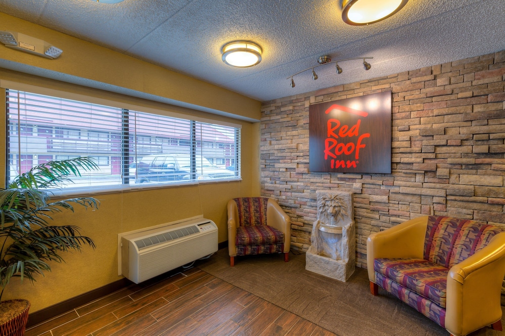 Red Roof Inn Memphis East - photo 3