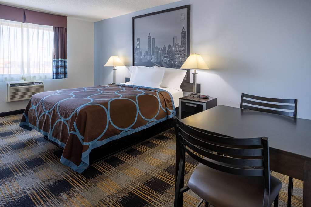 Super 8 by Wyndham Villa Rica - photo 26