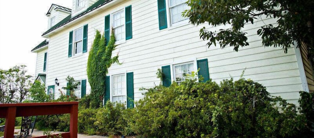 Lillian Farms Bed & Breakfast - photo 9