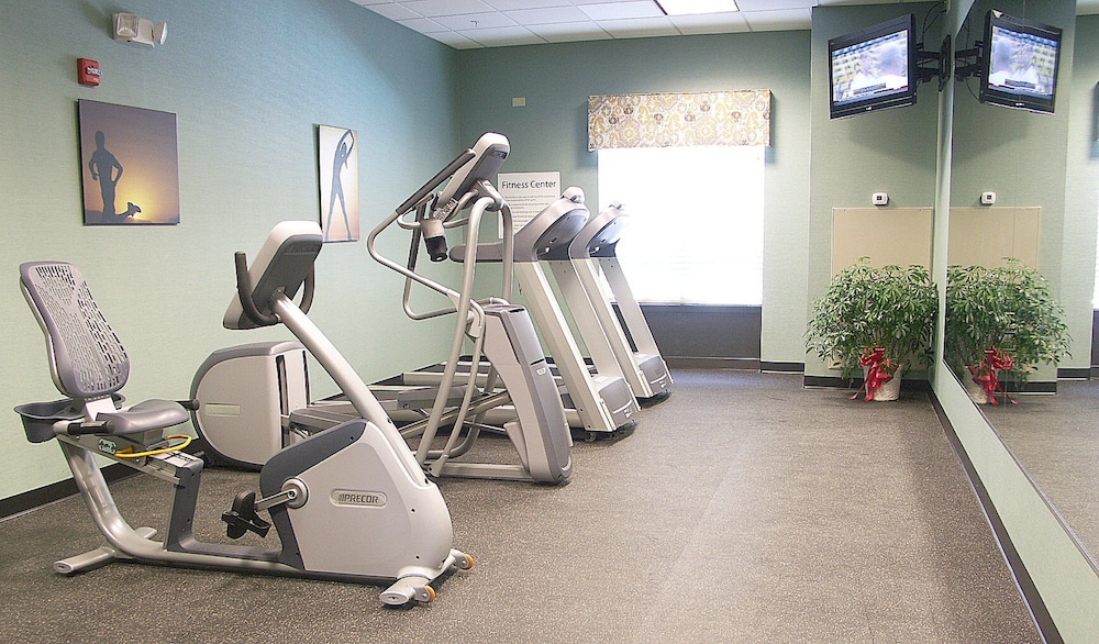 Holiday Inn Express Cleveland Northwest by IHG - photo 20