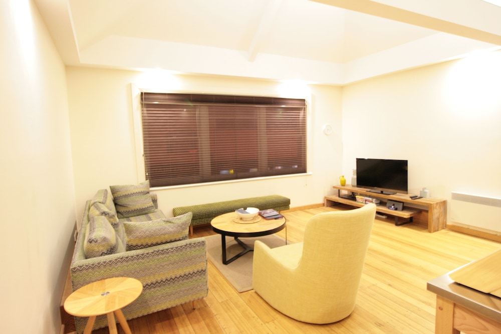 Essentially Hobart — hotel in Hobart