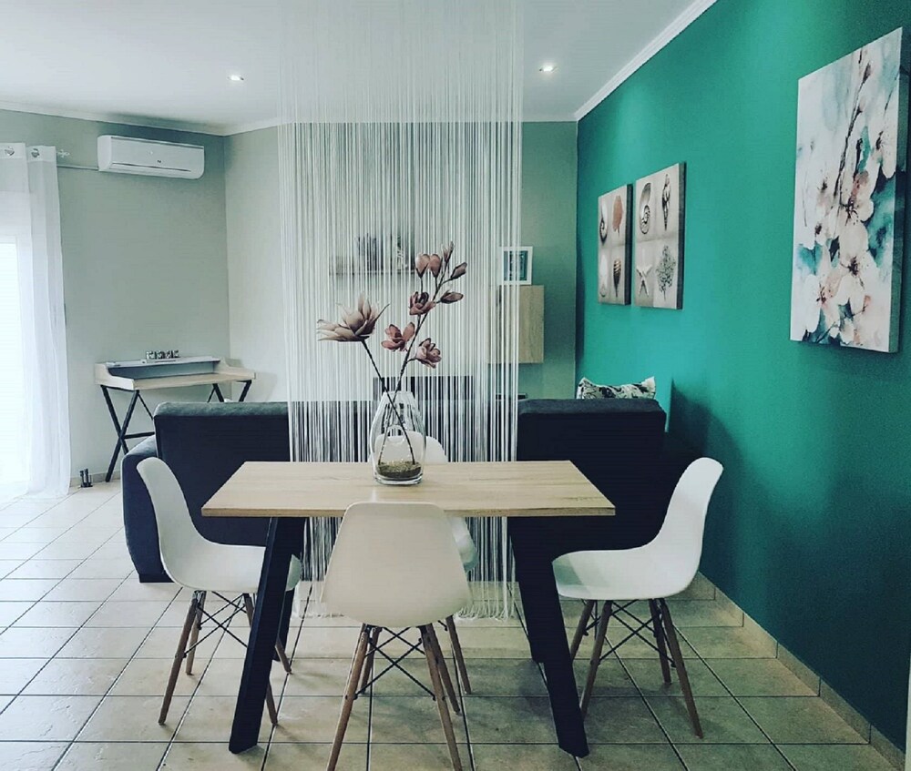Nina Apartment — 4-Star Luxury Hotel in Chania, Greece