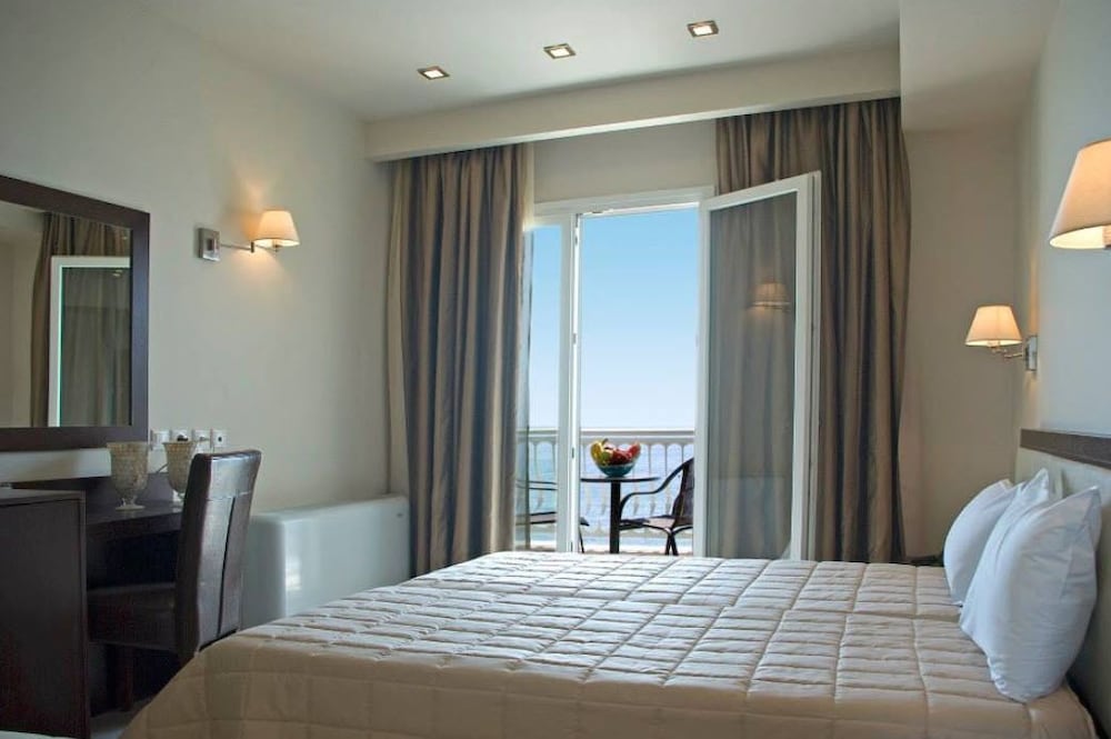 Akteon Girni Paralia — 4-Star Luxury Hotel in Paralia, Greece