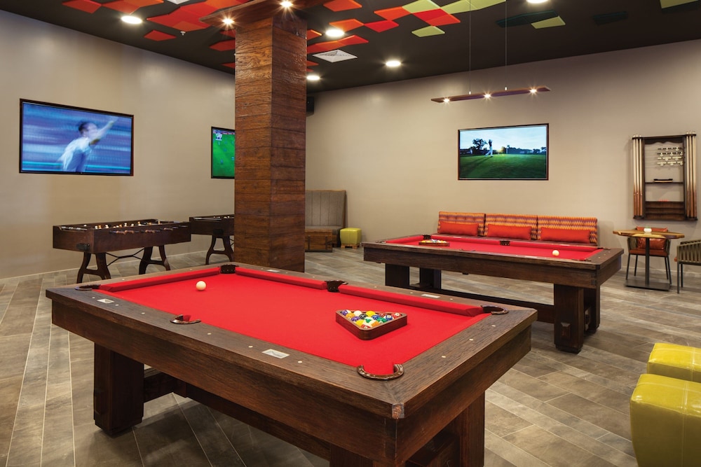 Sports bar