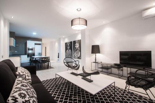 Valencia Luxury Boutique Center — Valencia