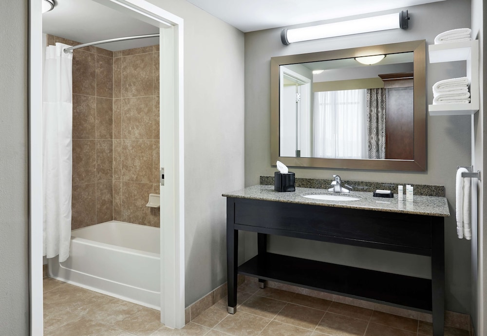 Hampton Inn & Suites Chicago Mt. Prospect - photo 22