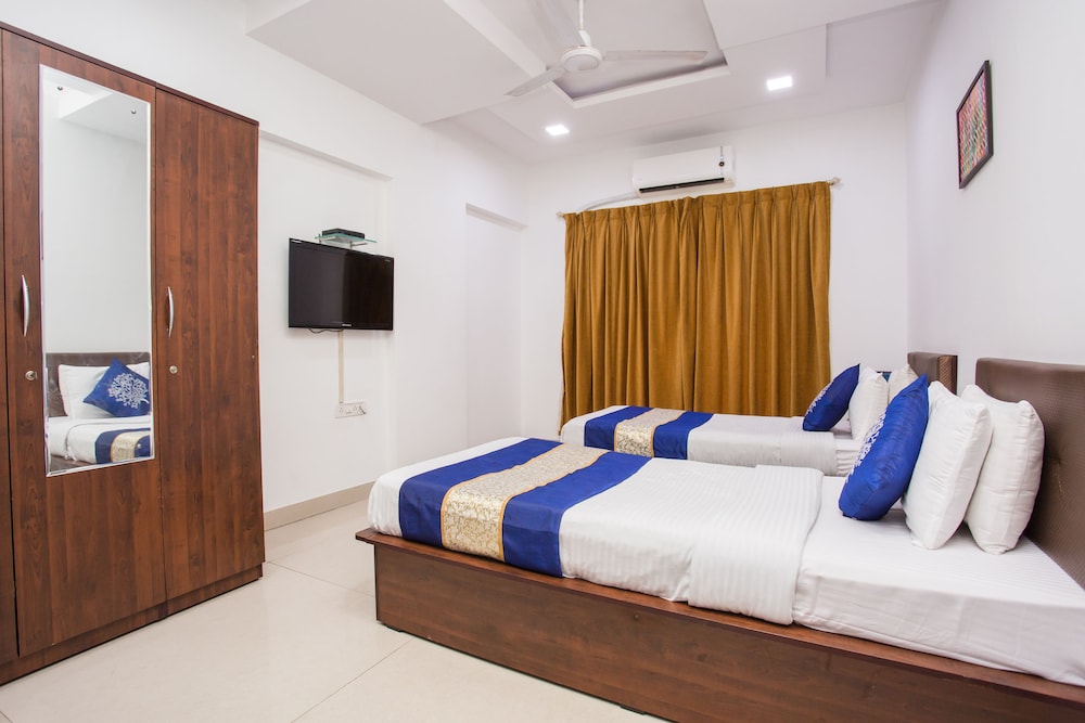OYO 7150 Metro View Residency