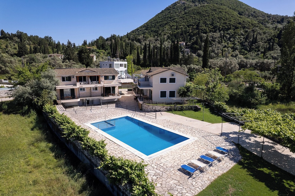 Ionian Memories — 4-Star Luxury Hotel in Lefkada, Greece