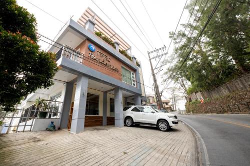 2 Bedroom Unit with Breakfast for 2pax — 4-Star Luxury Hotel in Baguio, Philippines