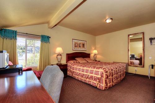 Bayside Inn - photo 9